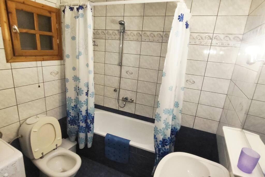 Katy's Apartment *